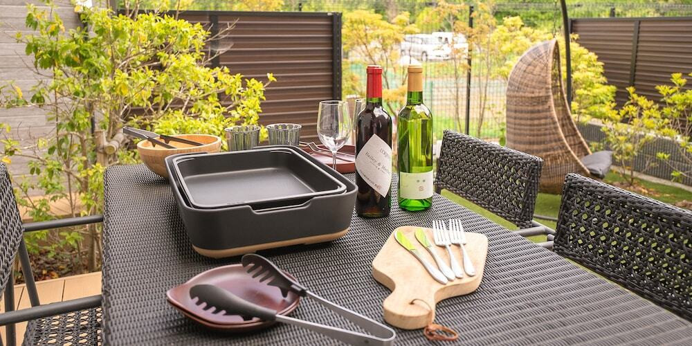 ホットプレート・食器・調理器具一例