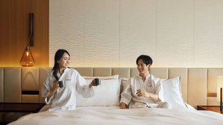 デラックス ルーム キングベッド 1 台 (View)