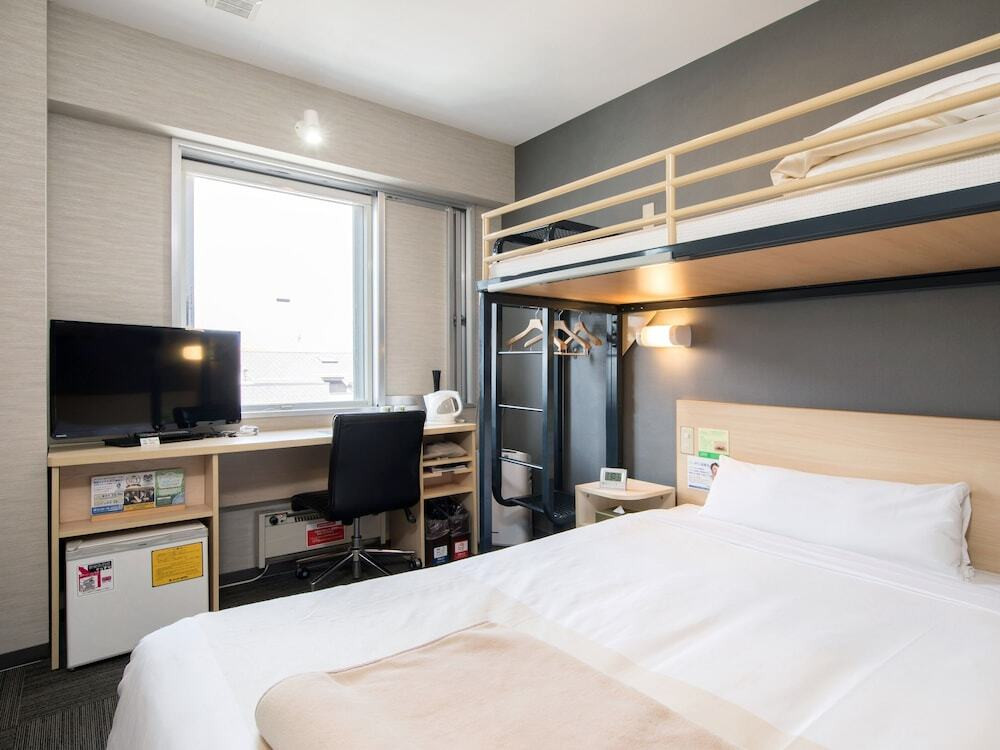 ぐっすり研究所による快適な一夜と健康朝食3996659