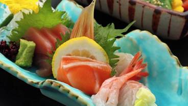 食事・飲み物 / 27