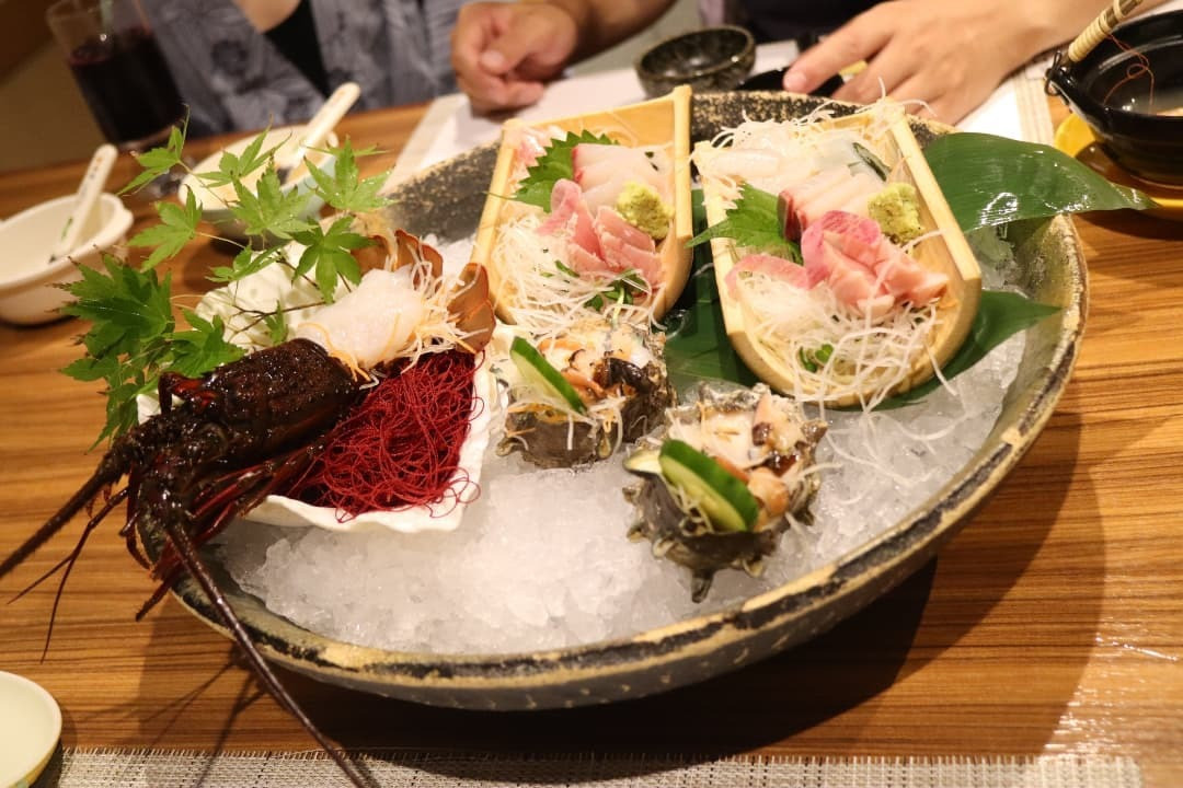 見た目も美しく丁寧に作られた料理は、とても美味しかったです。