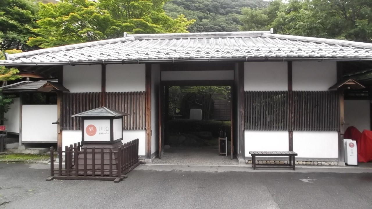 ホテルエントランス