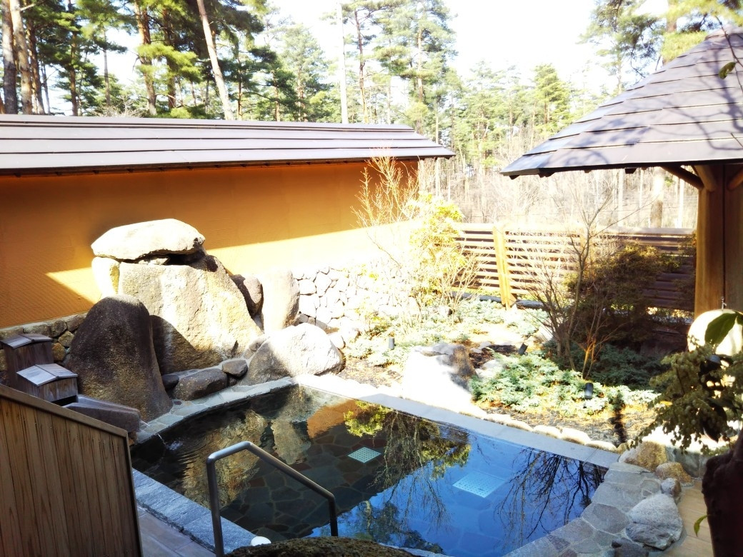 "朝が好きになる街・安曇野"のお膳スタイル朝食4271631