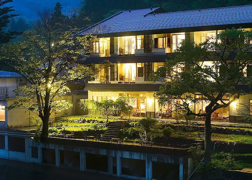 渓谷美とせせらぎに癒される、大人のくつろぎ時間4272761