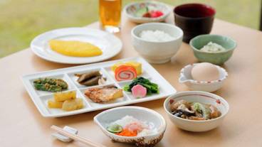 朝食盛り付け例2 / 3