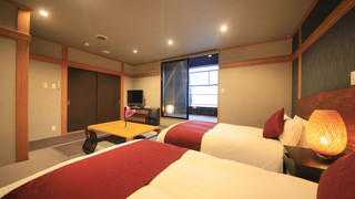 エコノミー ツインルーム ベッド (複数台) 専用バスルーム