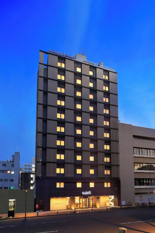 施設の正面
