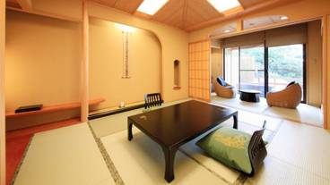 和モダンで愉しむ西伊豆ダイニング 西伊豆 今宵（ワモダンデタノシムニシイズダイニング ニシイズ コヨイ） / 2