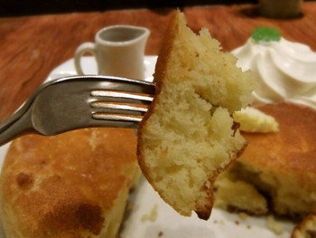 「石釜 ベイクブレッド 茶房 タムタム」 料理 76808596 外サク＆中フワ軽めの生地です♪