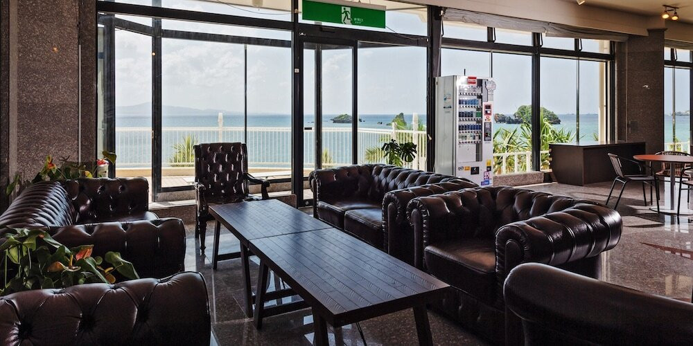 ロビー応接スペース