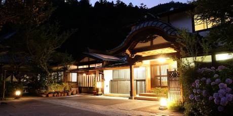 宿坊 行学院 覚林坊