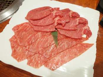 「よろにく」料理 756586 シルクロースとシャトーブリアン