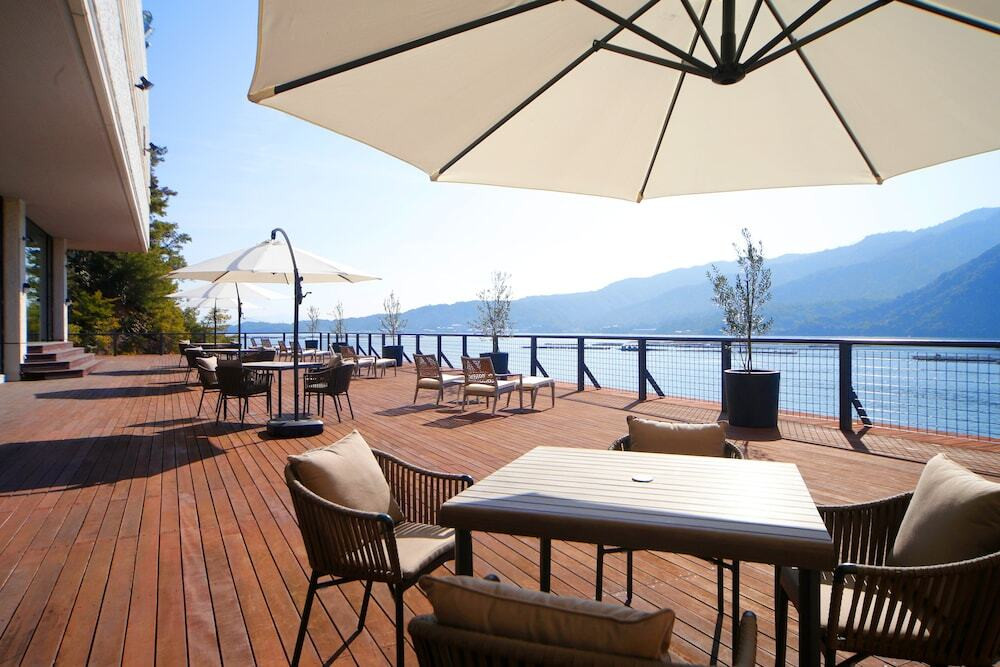 テラスや客室、露天風呂から瀬戸内海を一望!冬は「牡蠣づくし」に舌鼓4375351