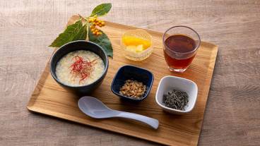 食事・飲み物 / 4