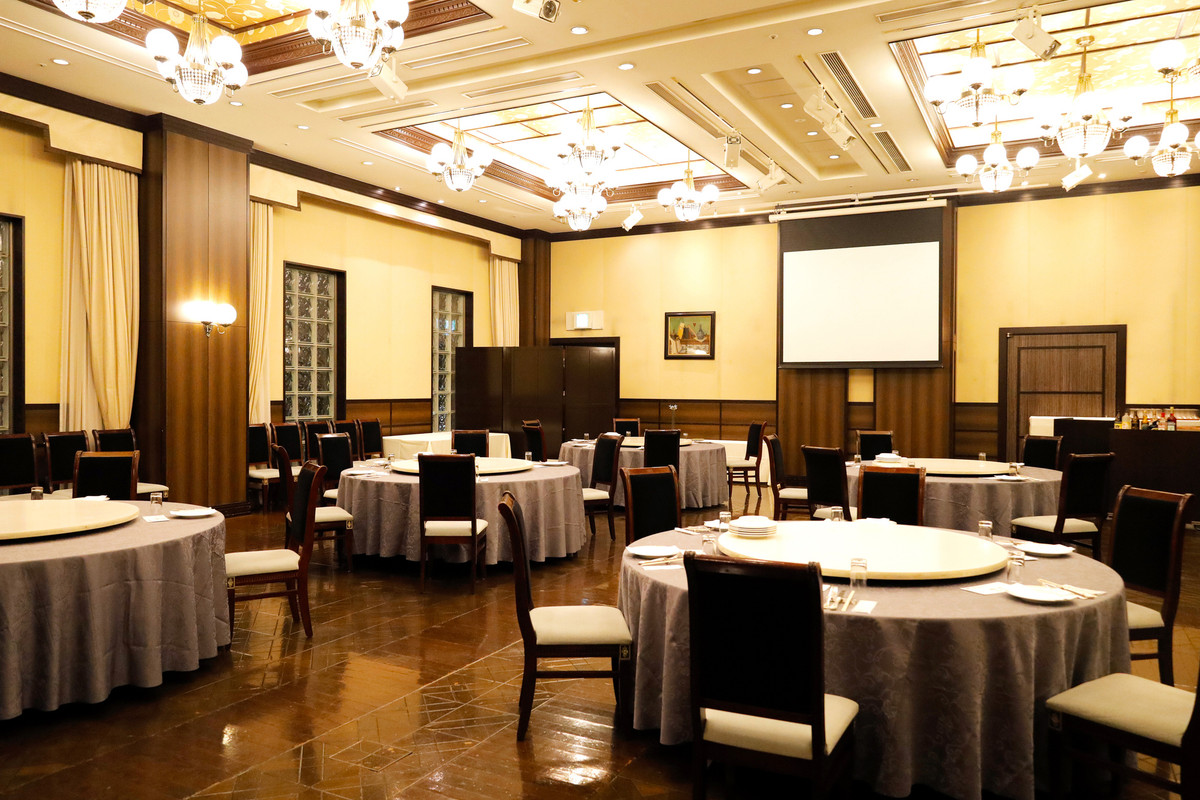 シャルムの内観