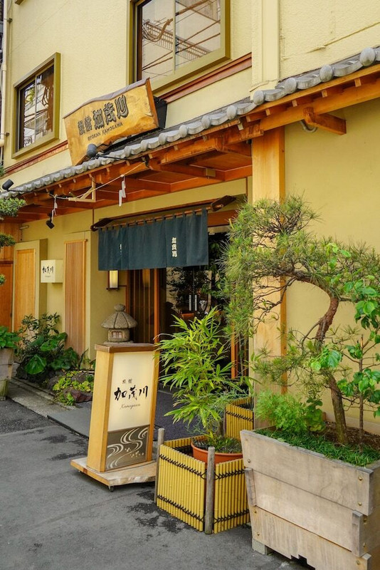 施設の正面