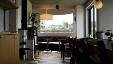 ロビーラウンジ / 2