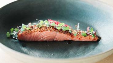 食事・飲み物 / 11