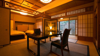 【特別室｜A】源泉内湯◆踏込＋10畳＋8畳＋広縁／角部屋（74平米以上）
