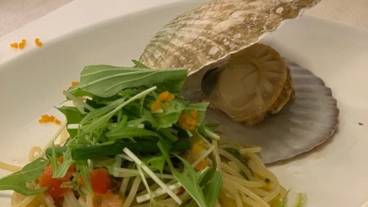 食事・飲み物 / 3