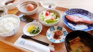 朝食 / 13