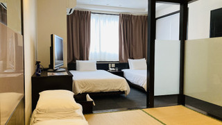 和洋室 セミダブル2台 禁煙