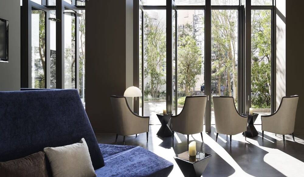 ロビーラウンジ① / 1