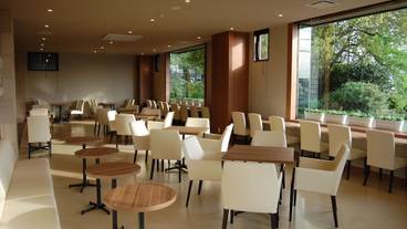 朝食スペース / 5