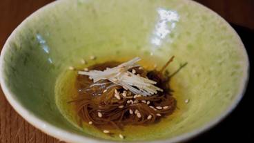 食事・飲み物 / 12