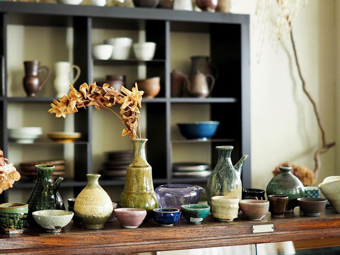 見ているだけで心が豊かになるような、素敵な器が揃っています