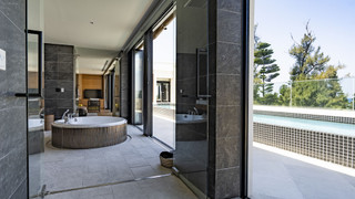 【プライベートプール】 マスターズメゾネット・スイートルーム / 3ベッドルーム