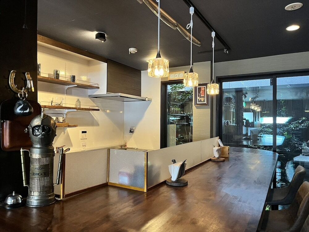 客室内のダイニングエリア