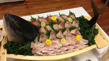 食事・飲み物 / 3