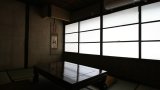 トラディショナル トリプルルーム 共用バスルーム