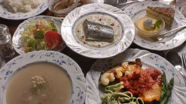 食事・飲み物 / 2