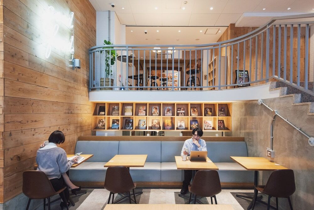 ロビーラウンジ