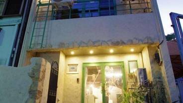 施設の入り口 / 9