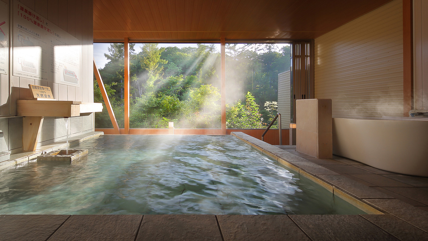 ライトアップされた幻想的なバーでロマンティックな夜を♡3415397