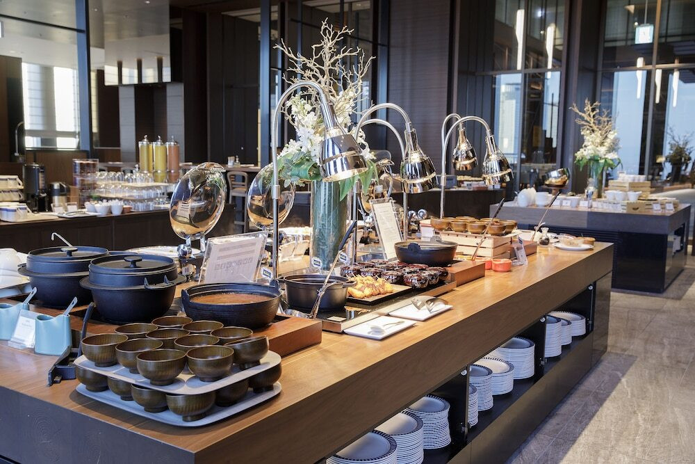 高層階からの絶景に子どもも大興奮！駅や新幹線が見えるお部屋も◎4057206