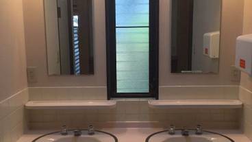 施設内の設備 / 1