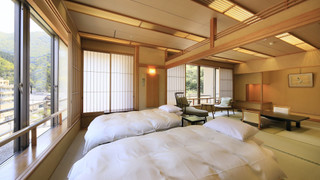 [源泉かけ流し客室檜風呂付]和洋室 禁煙