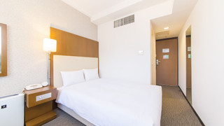 エコノミー ダブルルーム 1 ベッドルーム 禁煙(ベッド幅 140 cm) (0-５歳 添寝 1名まで)