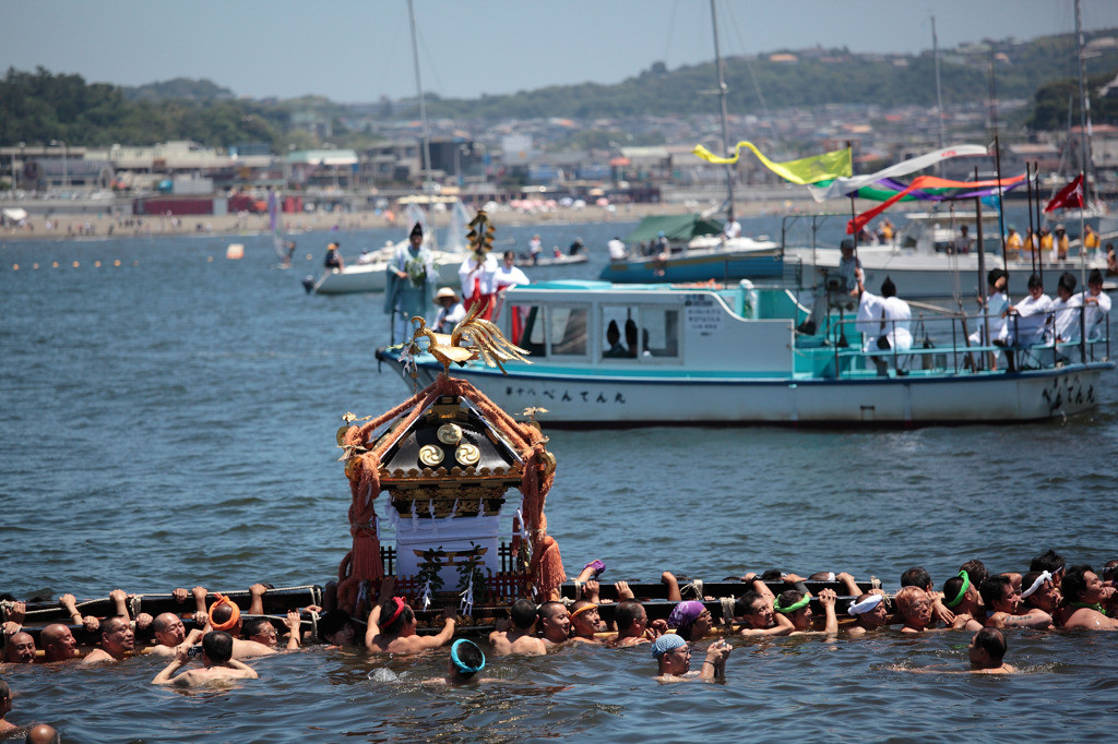 江の島天王祭「神輿海上渡御」2032366