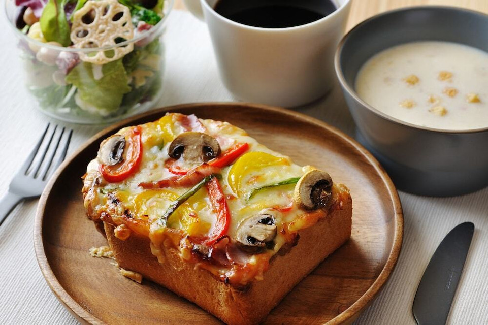 朝食 ピザトースト