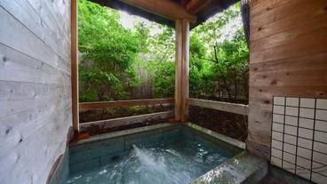 屋外スパ浴槽 / 2