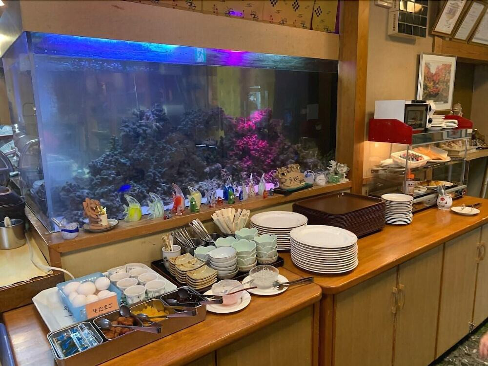 朝食