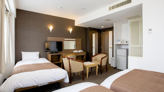 [禁煙] トリプルルーム (24平米/ベッド幅110cm×3台/1-3名利用)