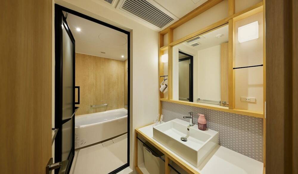 客室のバスルーム例 / 2