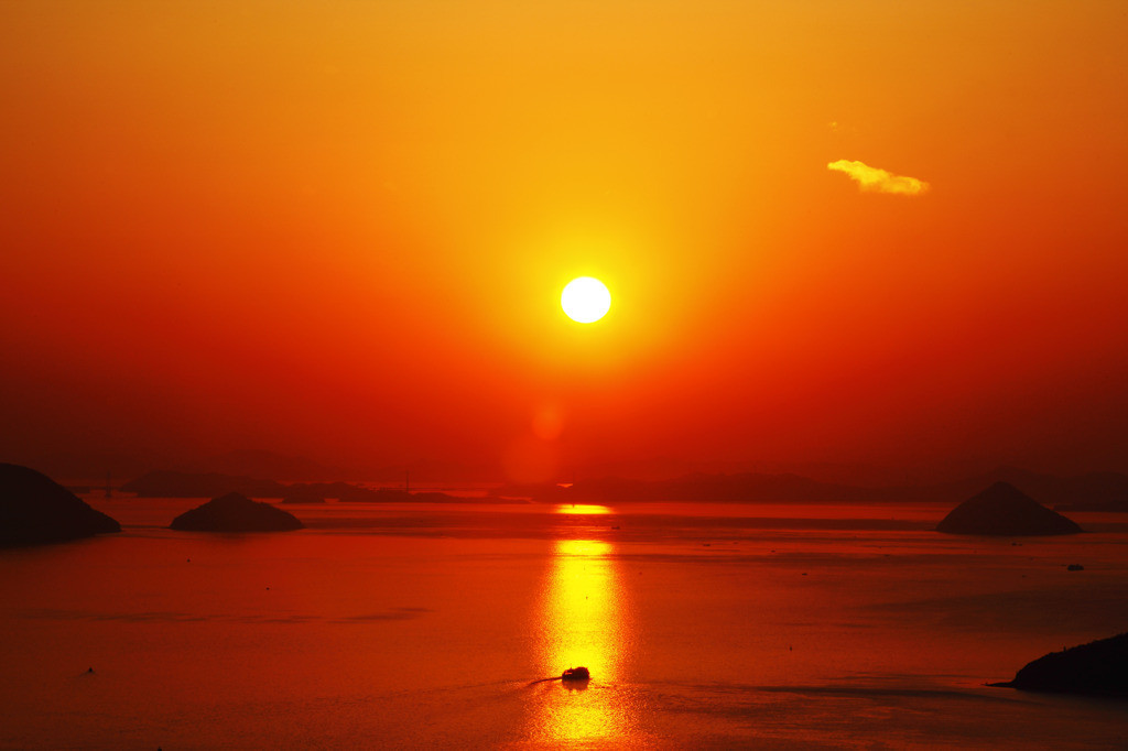 「獅子の霊巌」で夕景や夜景にうっとり2498775