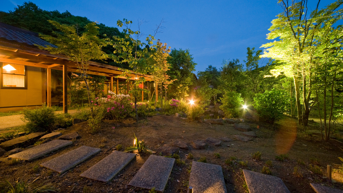 心やすらぐ温泉旅館「離れ宿 山咲」3706418